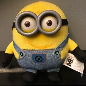 Despicable Me Minion Yellow Stuffed Toy